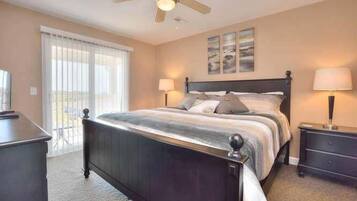 3 bedrooms, iron/ironing board, free WiFi, bed sheets