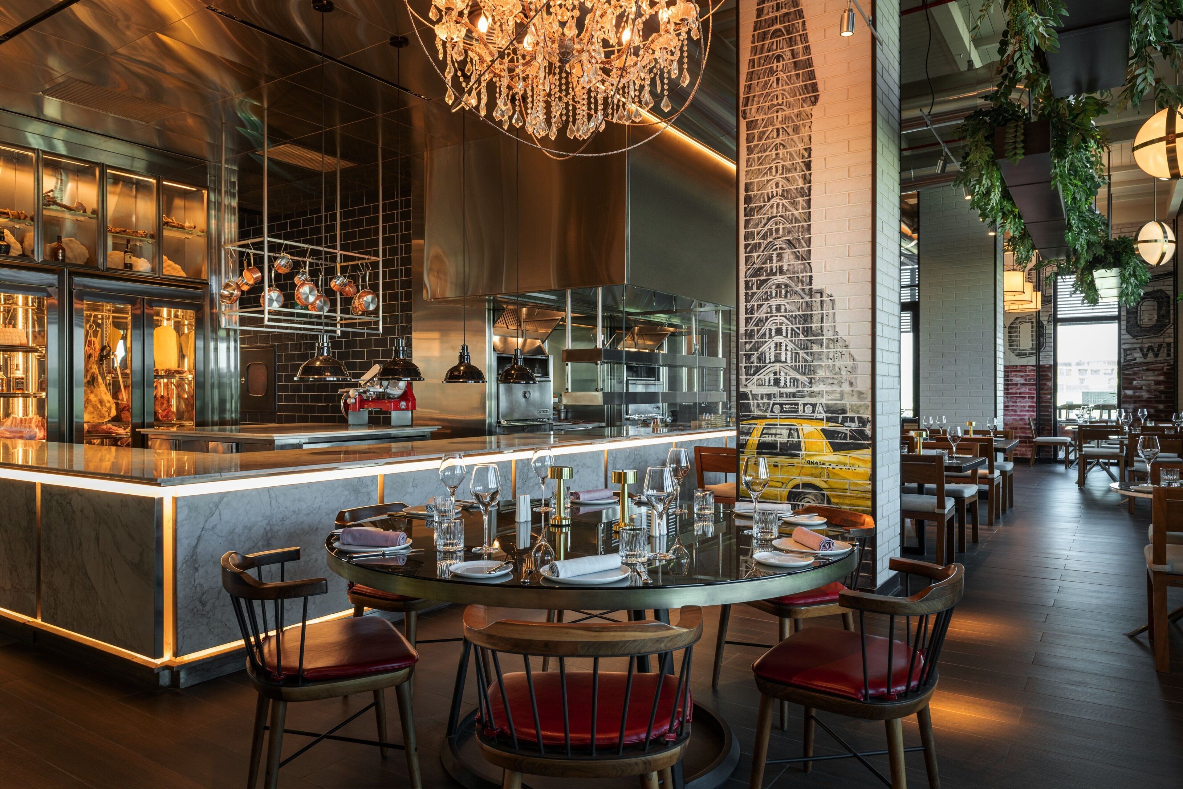 5 restaurants, breakfast, lunch, dinner served; italian cuisine