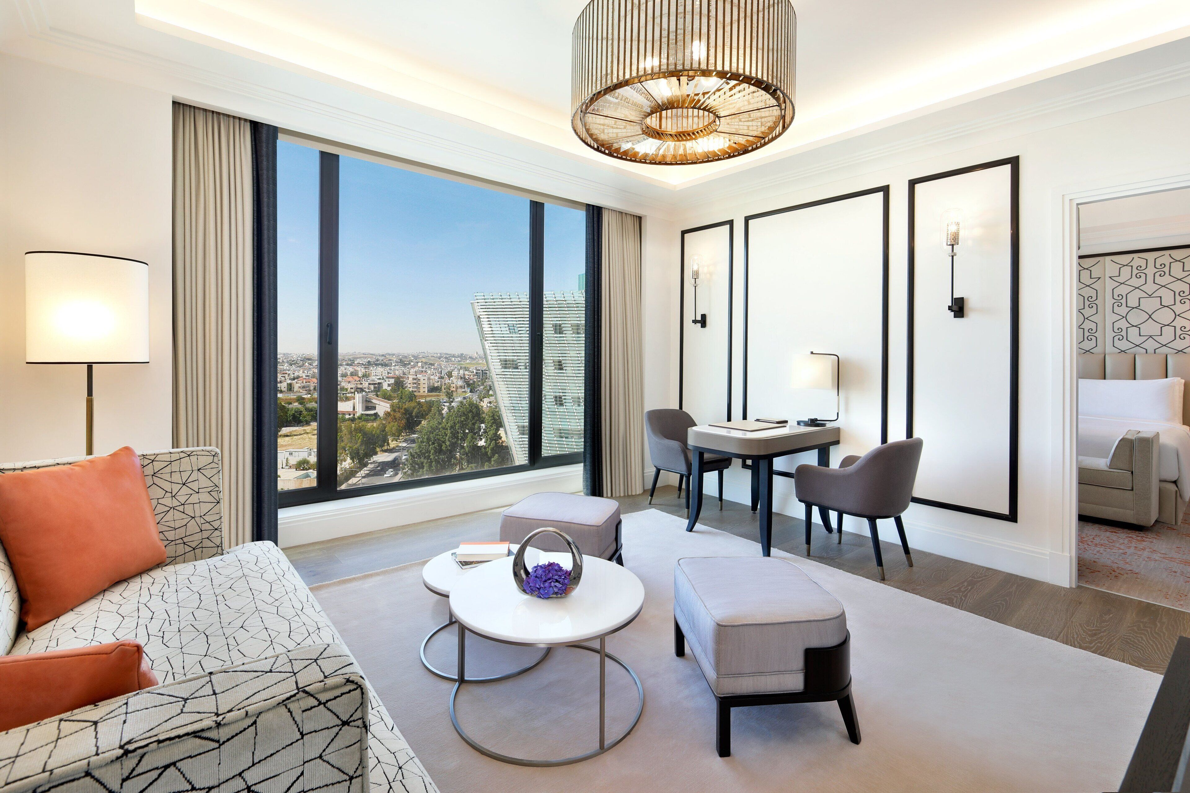 Suite, 1 Bedroom, City View | Living room