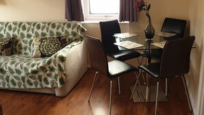 Apartment, 1 King Bed with Sofa bed | Living area - Plumstead Serviced Apartment (London)