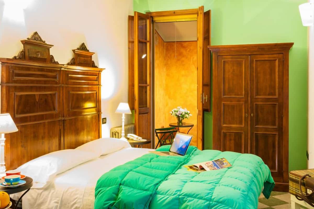 Singola Standard | Una cassaforte in camera, una scrivania, Wi-Fi gratuito, lenzuola