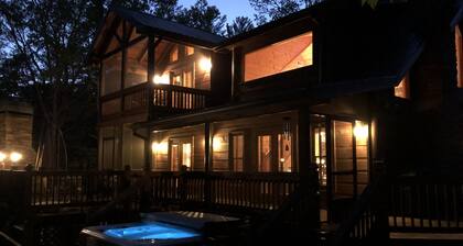 ♥ FIRESIDE CABIN - Rustic charm, yet luxurious & fun