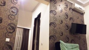 Family Suite, City View - Irise Hotel (Batumi)