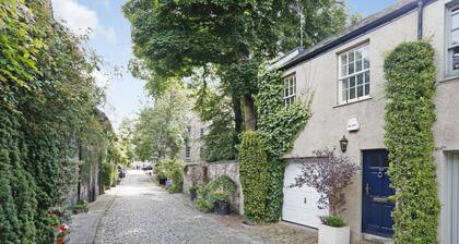 Central New Town Apartment