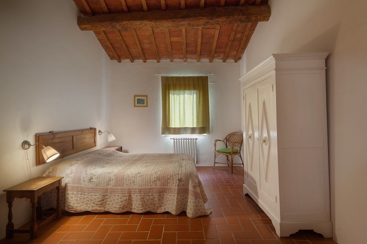 Habitación doble | Escritorio, cunas, camas extra y wifi gratis