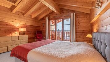 4 soverom, wi-fi (inkludert) og sengetøy