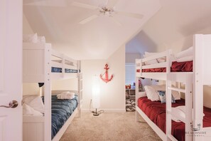 3 chambres, bureau, fer et planche à repasser, Wi-Fi gratuit