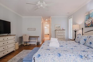 3 chambres, bureau, fer et planche à repasser, Wi-Fi gratuit