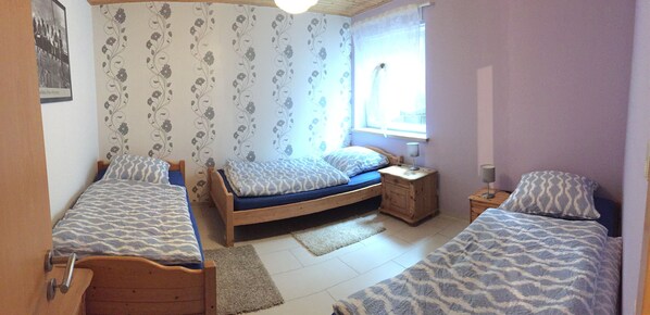 1 bedroom, free WiFi, bed sheets
