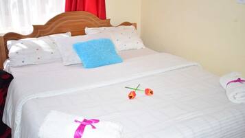 Standard Suite, 4 Bedrooms | Premium bedding, memory-foam beds, desk, blackout curtains