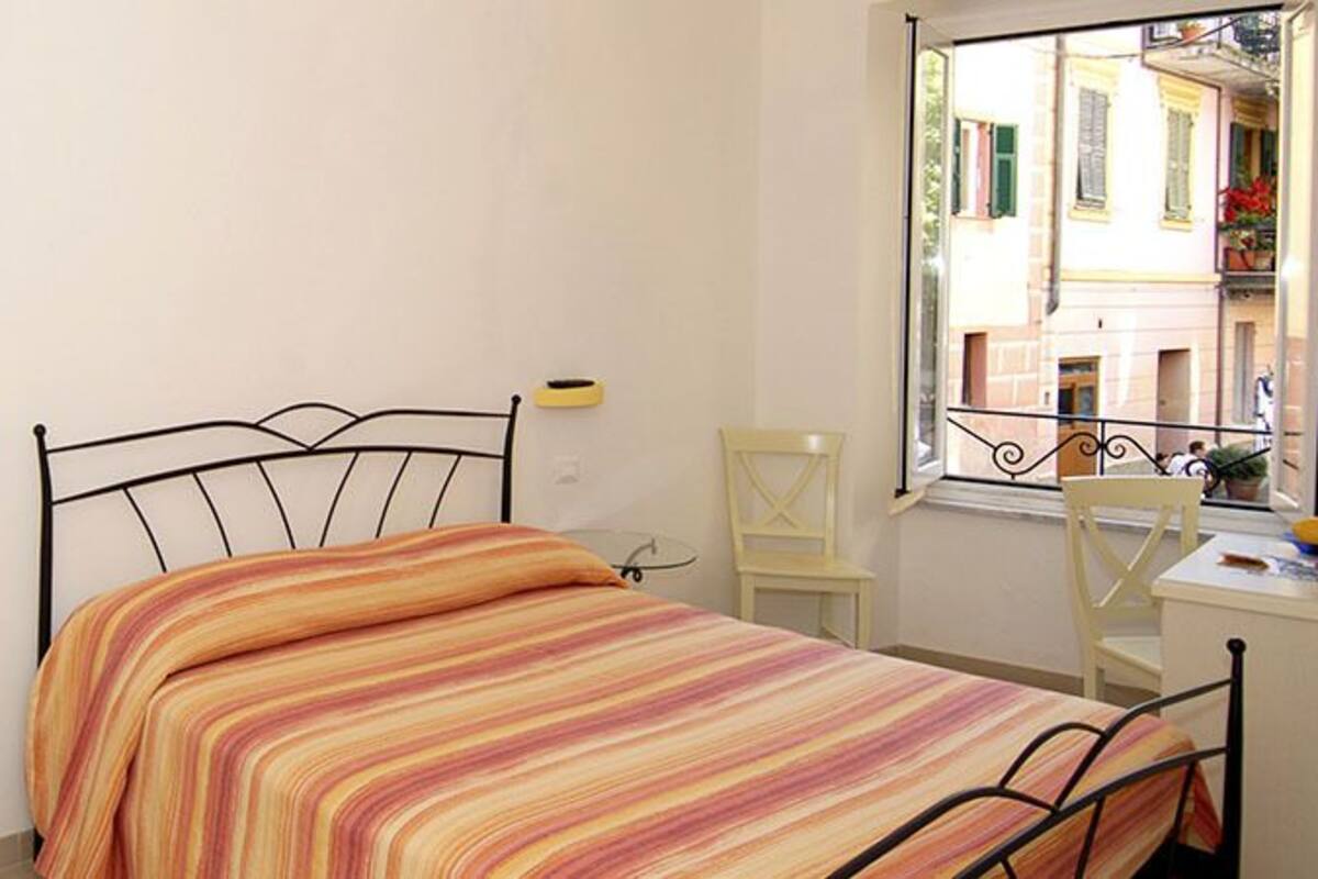 Basic Quadruple Room | 1 bedroom, in-room safe, desk, cribs (surcharge)