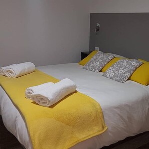 Dobbeltværelse - privat badeværelse (Grigia) | Premium-sengetøj, minibar, individuelt design, individuel indretning