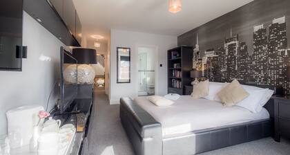 TLC Exmouth Bed and Breakfast