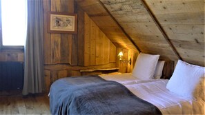 1 bedroom, iron/ironing board, travel crib, free WiFi