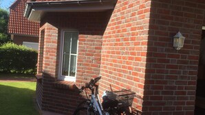 House (Zum Hallenbad 31) | Exterior detail - Doppelhaushälfte Hooksiel (Wangerland)