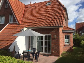 Rumah (Zum Hallenbad 19) | Teras/patio