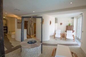 Sauna, steam room, 1 treatment room, massages