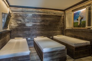 Sauna, baño turco, 1 sala de tratamientos, masajes 