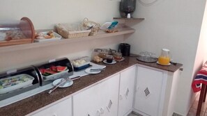 Esmorzar diari complet gratuït 