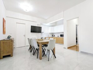 Dining - Victoria Grand Palace Apartments (Athina)