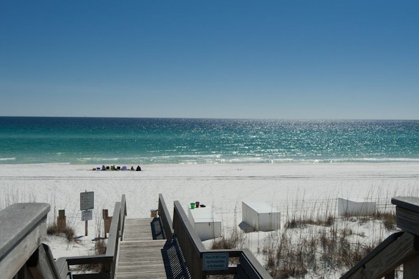 Beach nearby, sun loungers