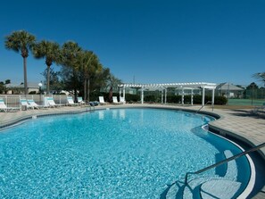 Outdoor pool, a heated pool