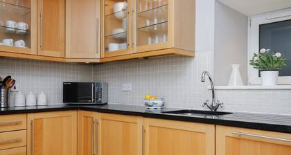 Gorgeous Royal Mile Mansion Apartment
