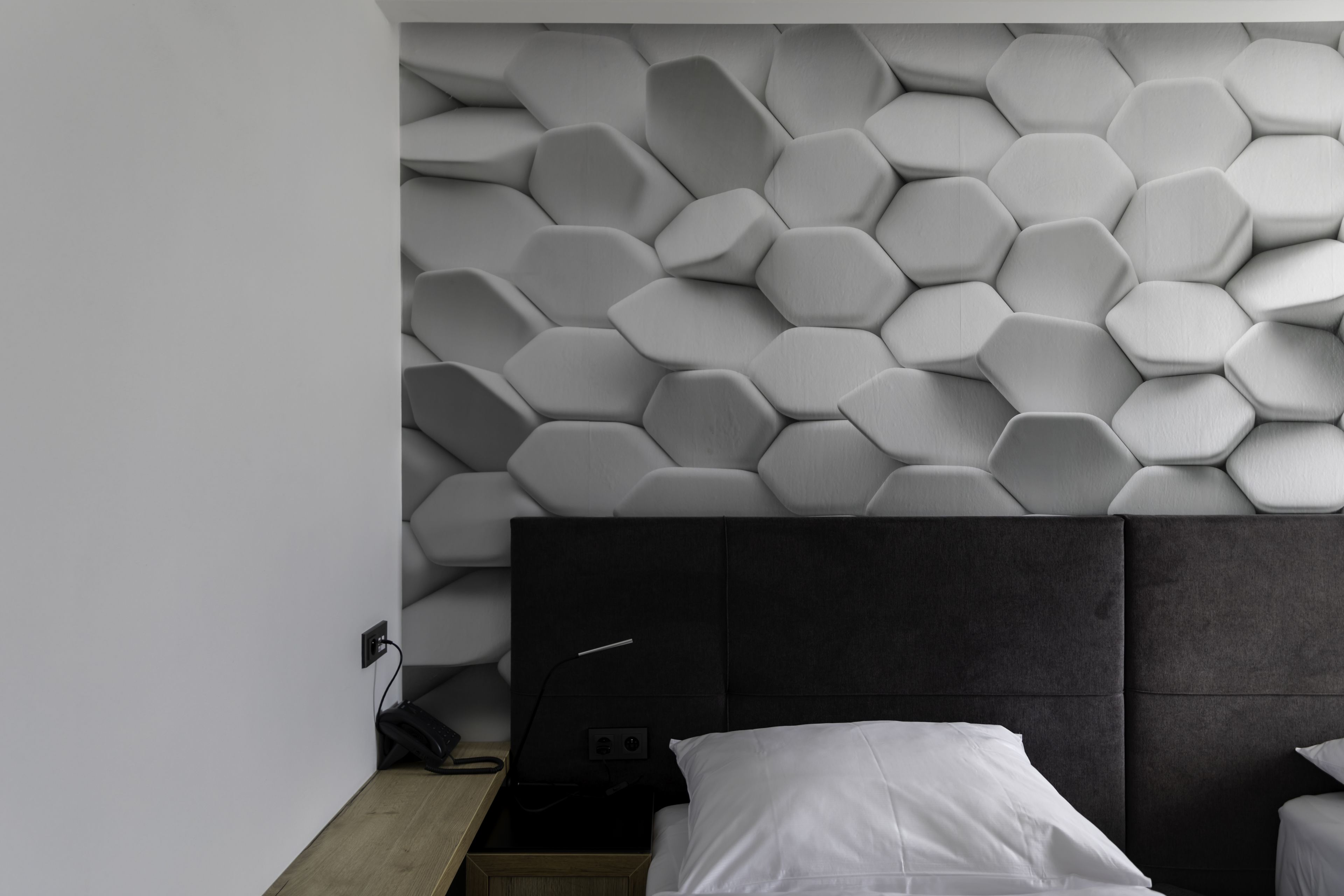 economy double or twin room, multiple beds | in-room safe, desk, soundproofing, free cots/infant beds