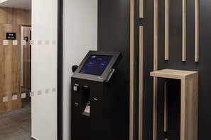 Reception - 4 Smart Hotel (Olomouc)