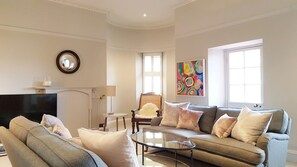 Grand Edinburgh Castlehill  4-bedroom Apartment | Living area | Smart TV, DVD player - Grand Edinburgh Castlehill Apartment (Edinburgh)