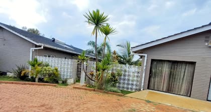 Las Palmas Guest House