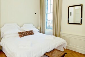 Superior Apart Daire | Ayrı ayrı dekore edilmiş, ayrı ayrı döşenmiş, ütü/ütü masası 