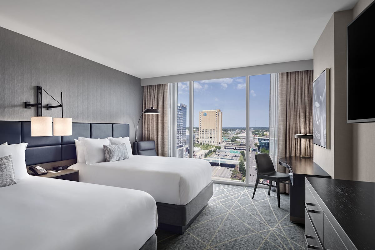 1 bedroom, premium bedding, pillow-top beds, minibar