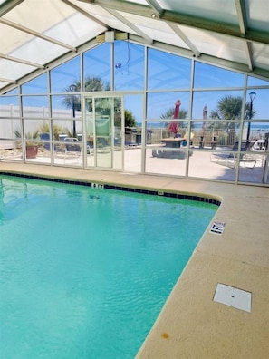 Piscine couverte, piscine chauffée