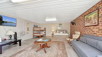 1 chambre, fer et planche à repasser, Wi-Fi