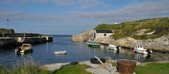 Porthole Cottage, Bushmills -
 a place to unwind and relax.