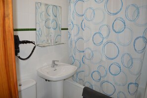 Bathroom - Hotel Doña Carmen (Ronda)