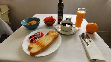 Desayuno continental incluido todos los días