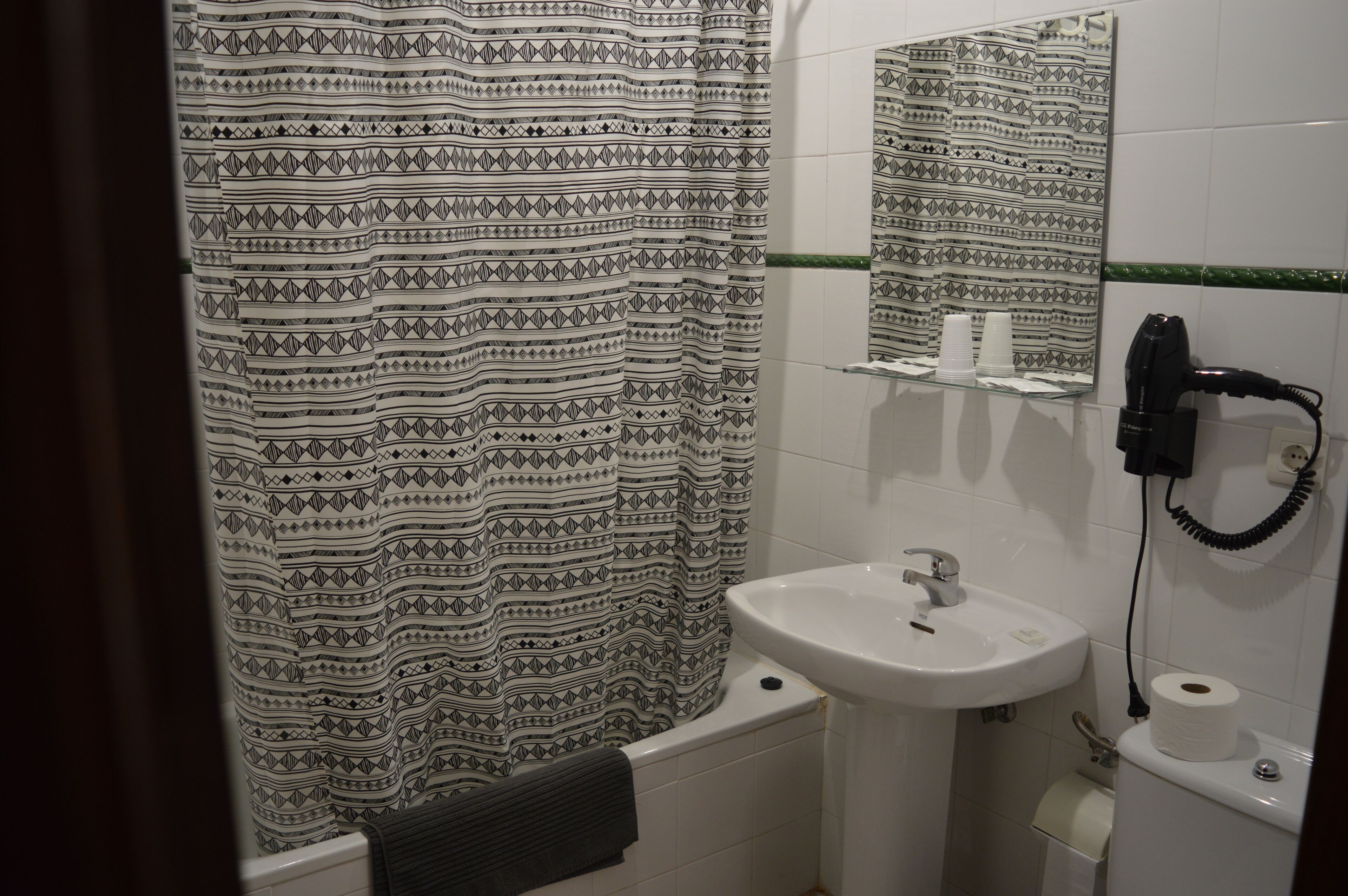Chambre Double | Bureau, Wi-Fi gratuit, draps fournis