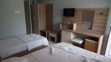 Standard-Dreibettzimmer