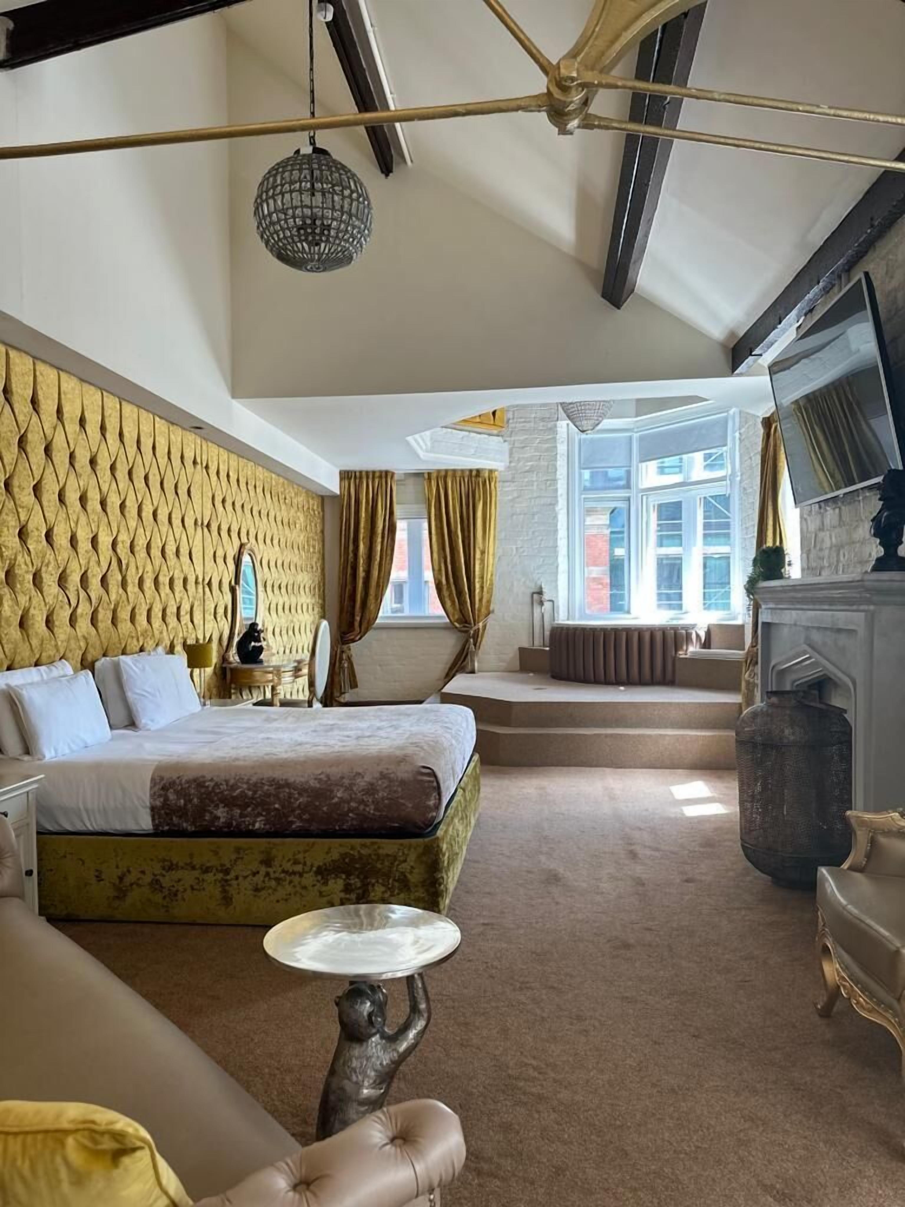 Photo - The Dixie Dean Hotel