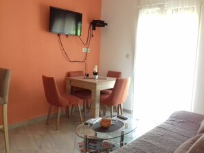 Apartment, Mountain View | Living area | Flat-screen TV - Apartmani Mozaici (Risan)