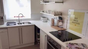 Apartemen, Beberapa Tempat Tidur | Dapur pribadi | Ketel listrik dan kursi makan untuk bayi