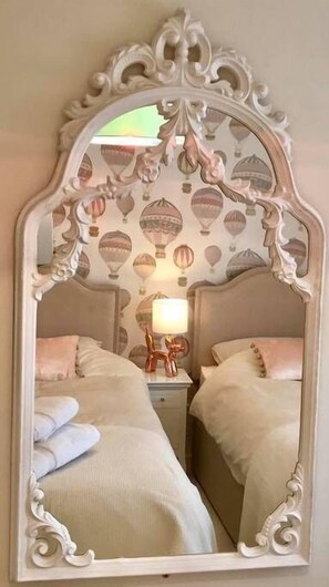 Apartment, Multiple Beds