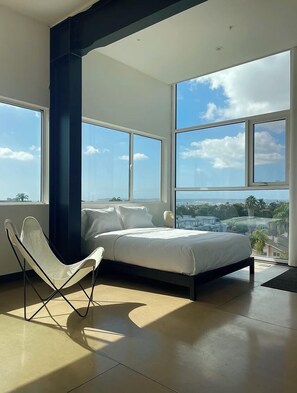 Panoramic Room | Individually decorated, individually furnished, desk, laptop workspace - Abpopa Hillcrest (San Diego)