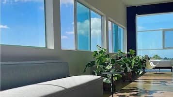 Panorama-Zimmer | Wohnbereich