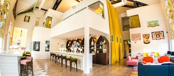 羅素娜許維爾飯店