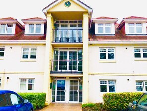 Exterior - Abbotsford House Apartment (Girvan)