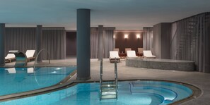 2 indoor pools