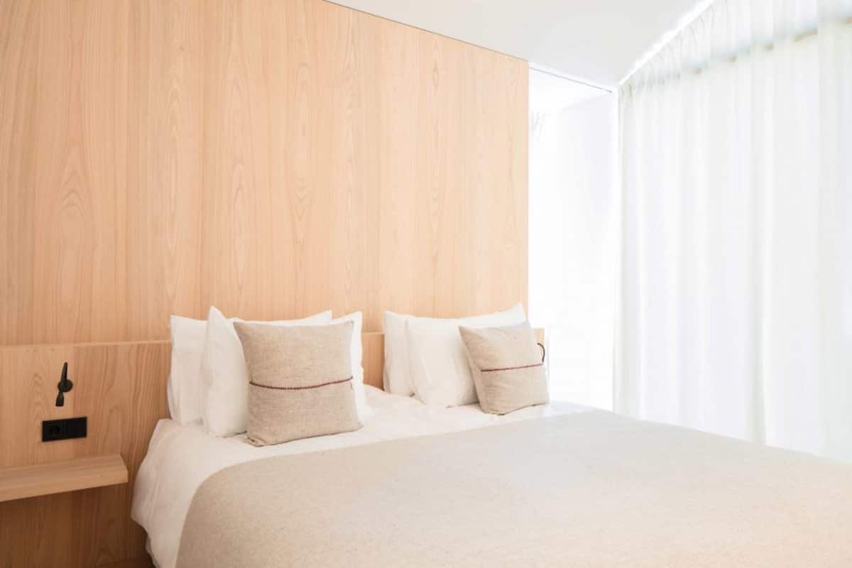 Town Suite